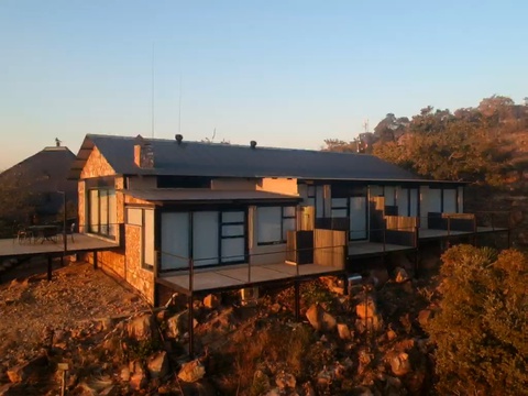 Sunset Lodge at Sky Lodge, suitable for up to 8 guests, Hartbeespoort self catering accommodation